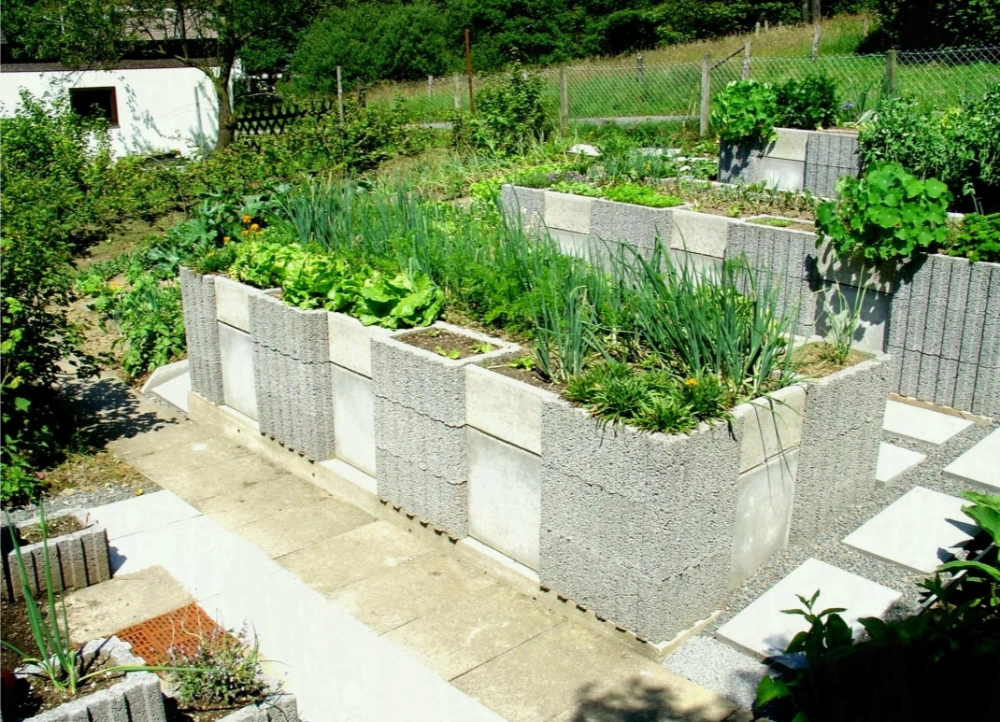 декоративный огород из бетона